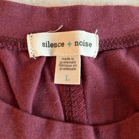 UO Silence + Noise Seamed Bodycon T-Shirt Dress in Burgundy. Women’s Large - Picture 9 of 10